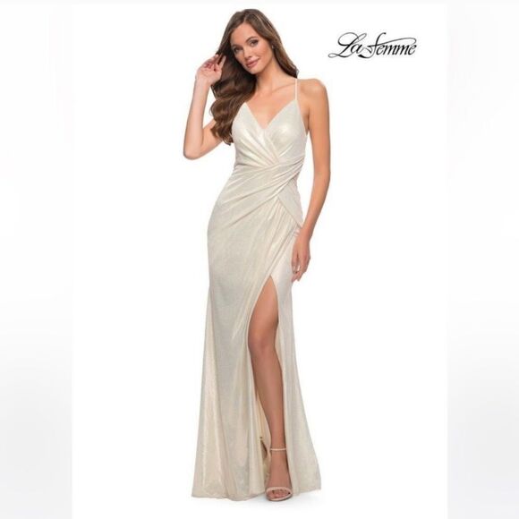 La Femme 29836 V-Neck Open Back Metallic Prom Gown White/Gold Size 0 $338 - Picture 2 of 10